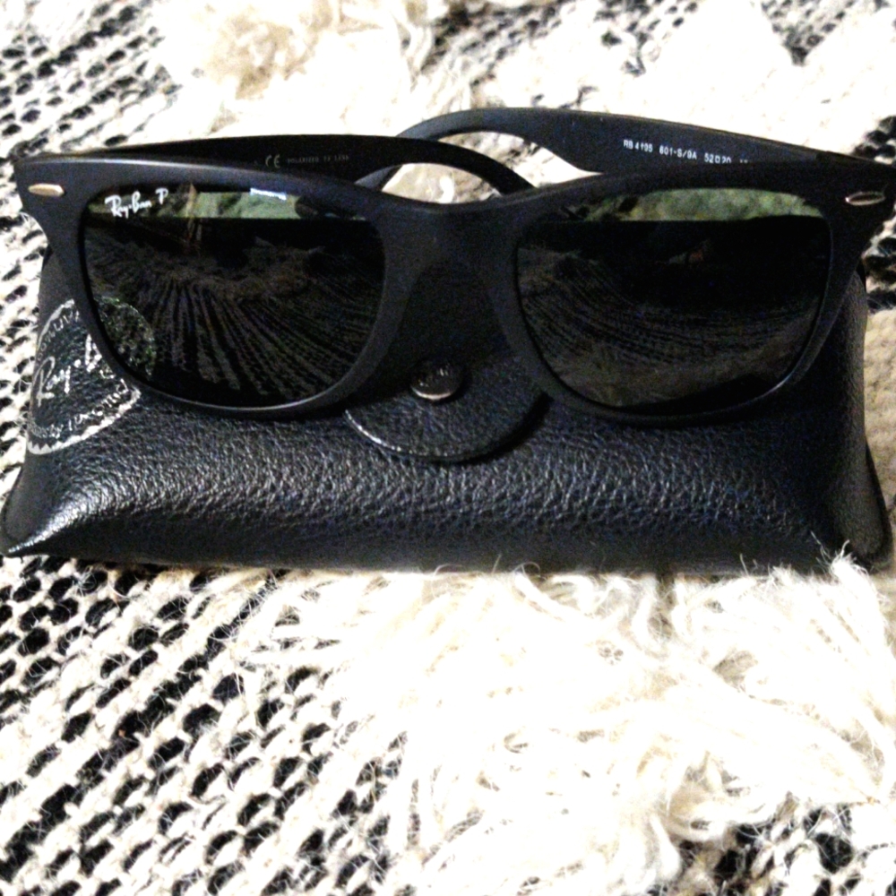 Ray-Ban RB4195 Wayfarer Liteforce Polarized Sunglasses